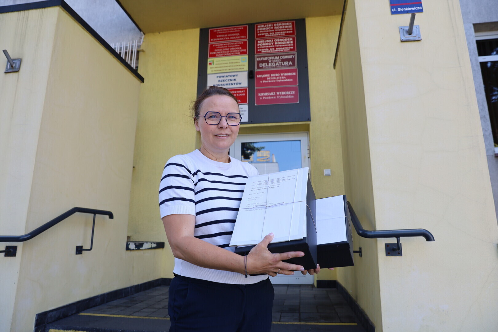 6342 podpisy pod referendum w sprawie odwołania prezydenta i Rady Miasta złożone