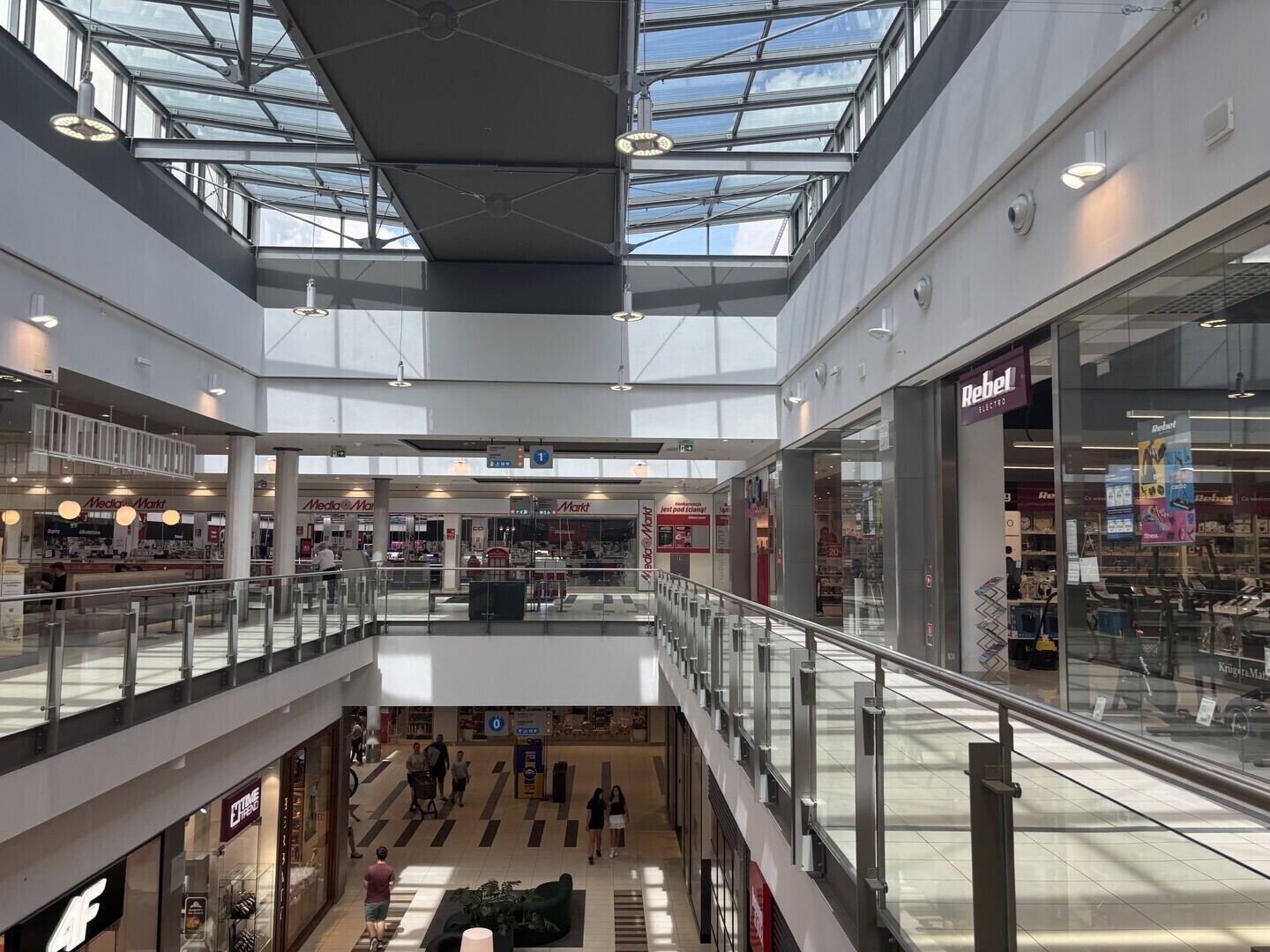 MediaMarkt zamyka sklep w Piotrkowie Trybunalskim do kiedy będzie otwarty co z pracownikami i gdzie robić zakupy po zamknięciu