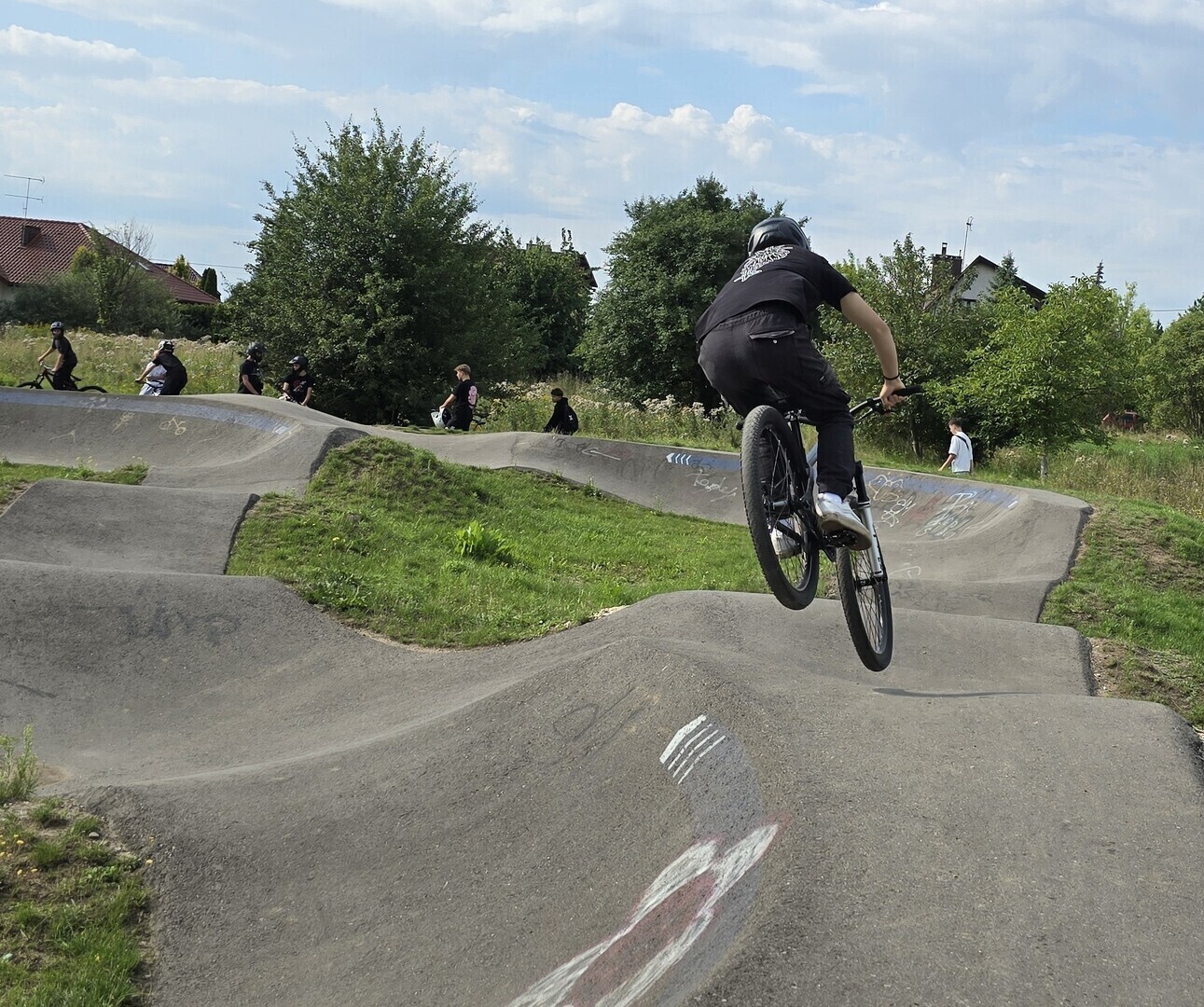Pumptrack Show w Piotrkowie. Młodzi kolarze rywalizowali o medale