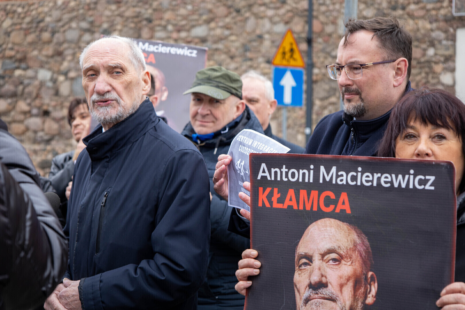 Prokuratorzy zespołu śledczego nr 4 wezmą udział w posiedzeniu komisji ws. immunitetu posła Ziemi Piotrkowskiej A. Macierewicza