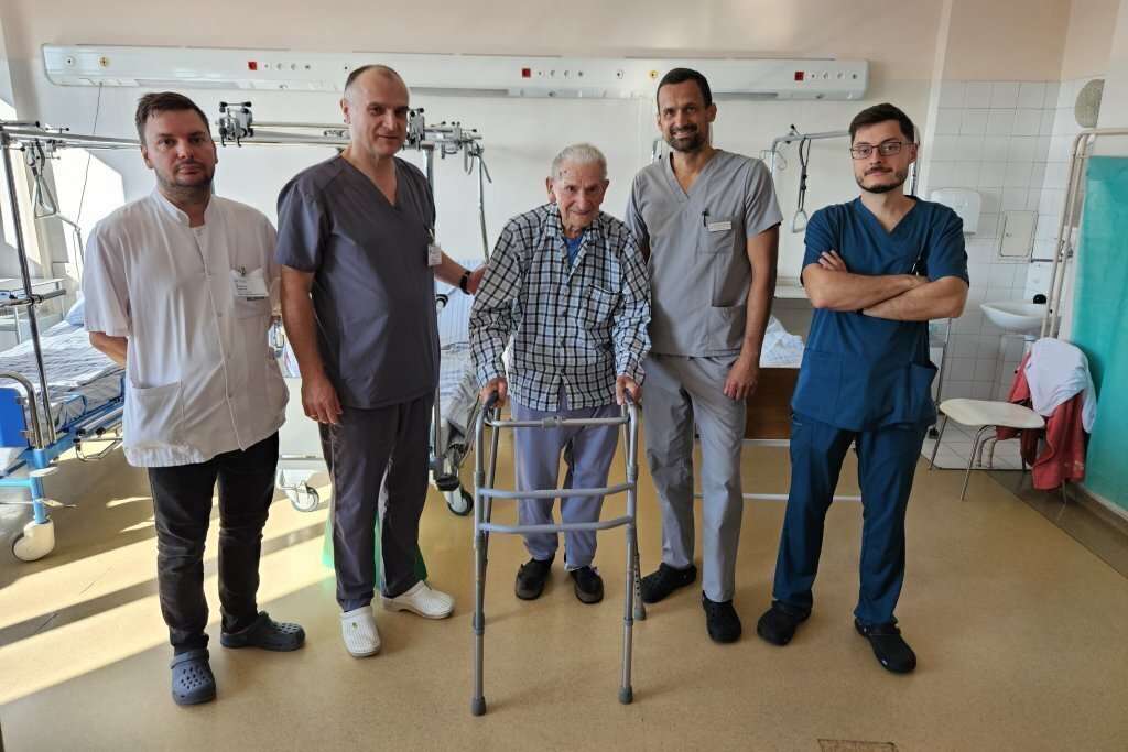 102-latek przeszedł operację biodra w szpitalu w Bełchatowie