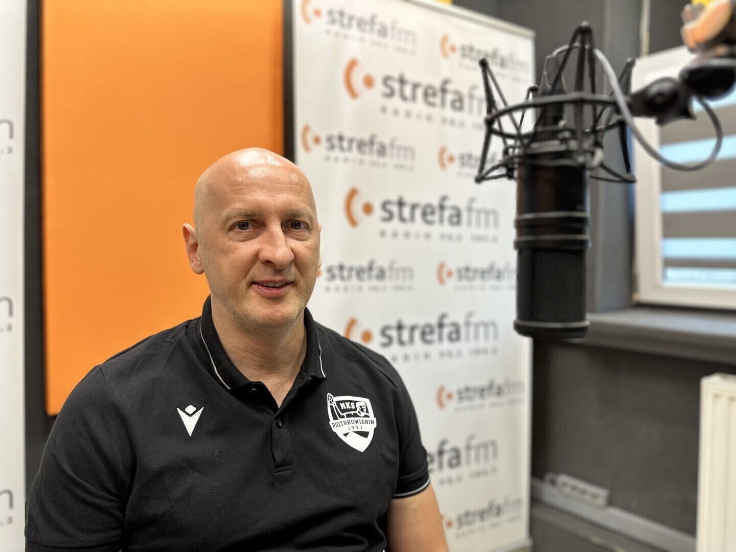 Chciałbym żeby zespół był zdecydowanie silniejszy niż w poprzednim sezonie. Rozmowa z Michałem Matyjasikiem trenerem piłkarzy ręcznych Piotrkowianina