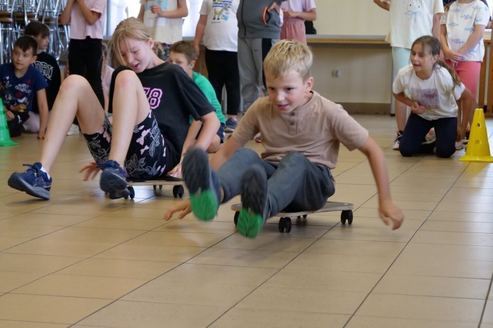 Zakończenie projektu Wakacyjne wariacje kreatywne lato dla dzieci w MOK w Sulejowie