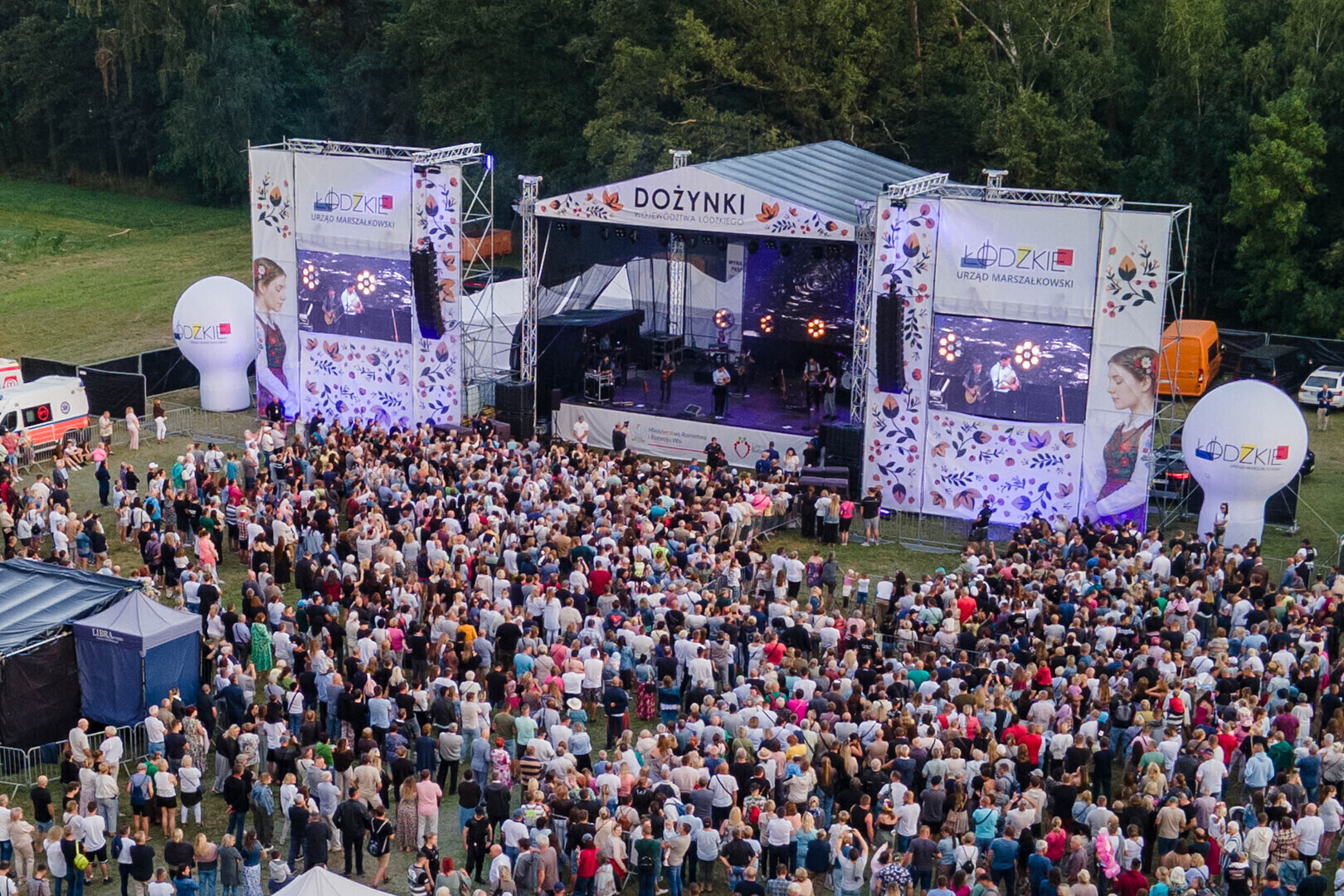 Zakopower i Kayah rozgrzali publiczność na Dożynkach Województwa Łódzkiego