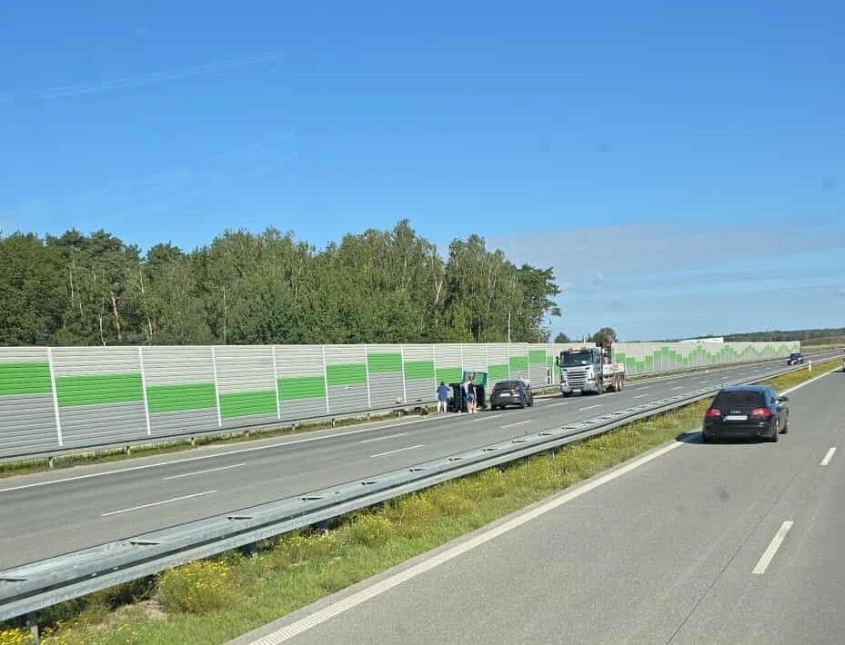 Dwa wypadki na A1 utrudnienia w ruchu w kierunku Katowic