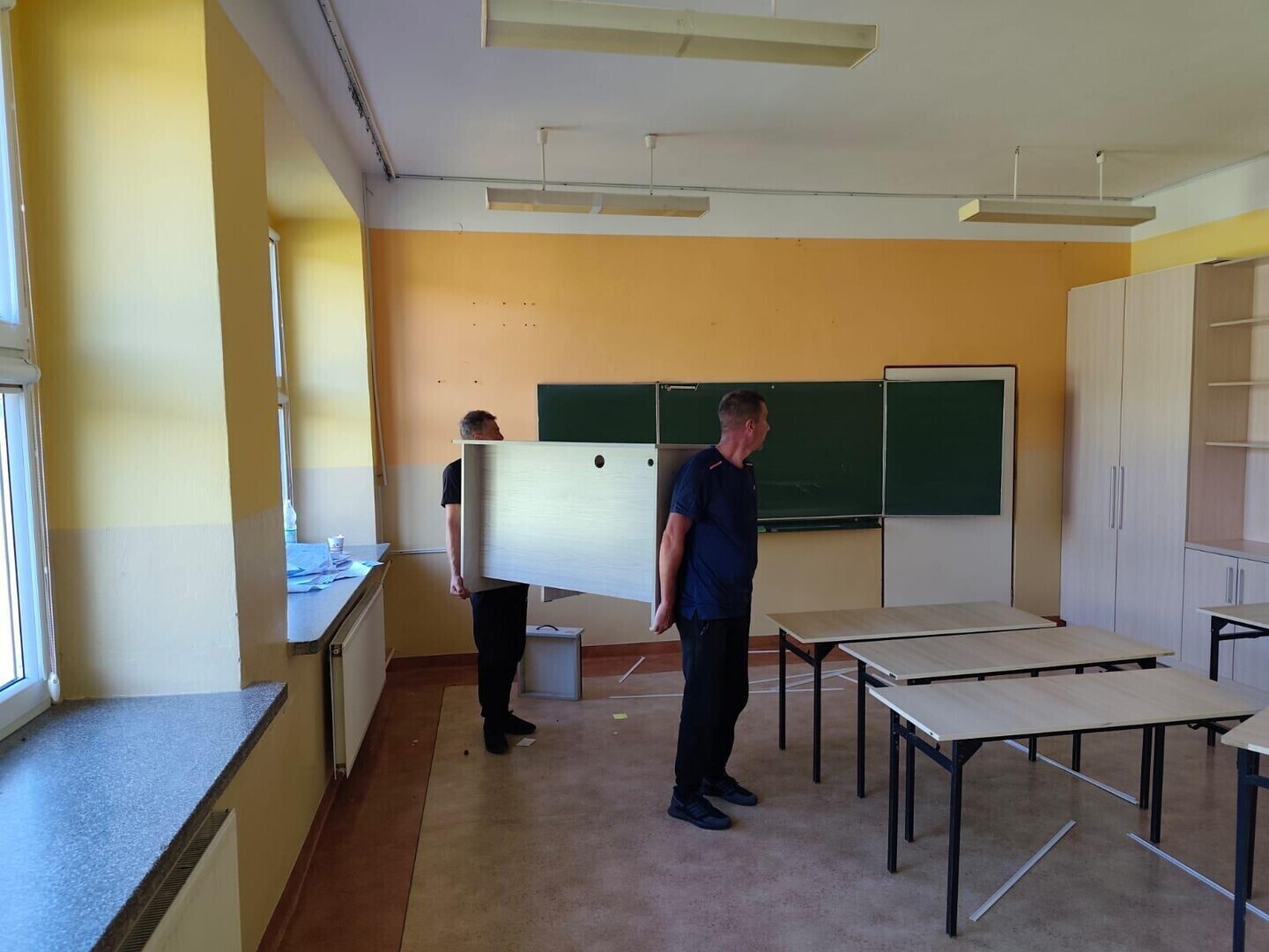 Wspólna przeprowadzka osadzeni z Golesz wspierają lokalną społeczność