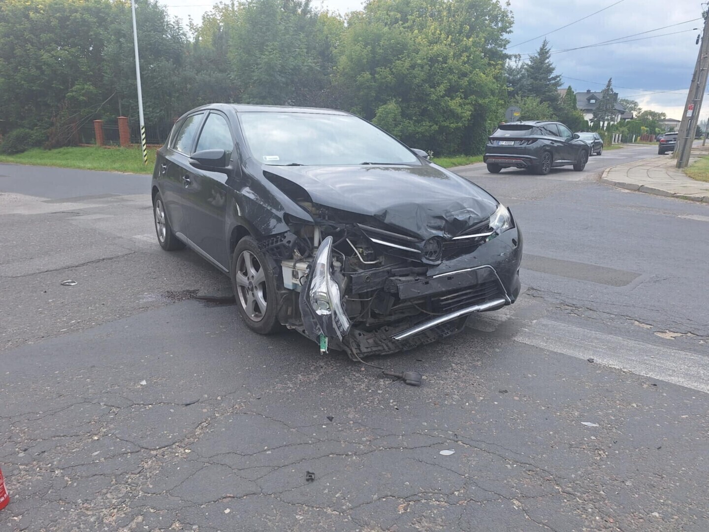 Kolizja na krzyżówce Zawodzie i Twardosławickiej