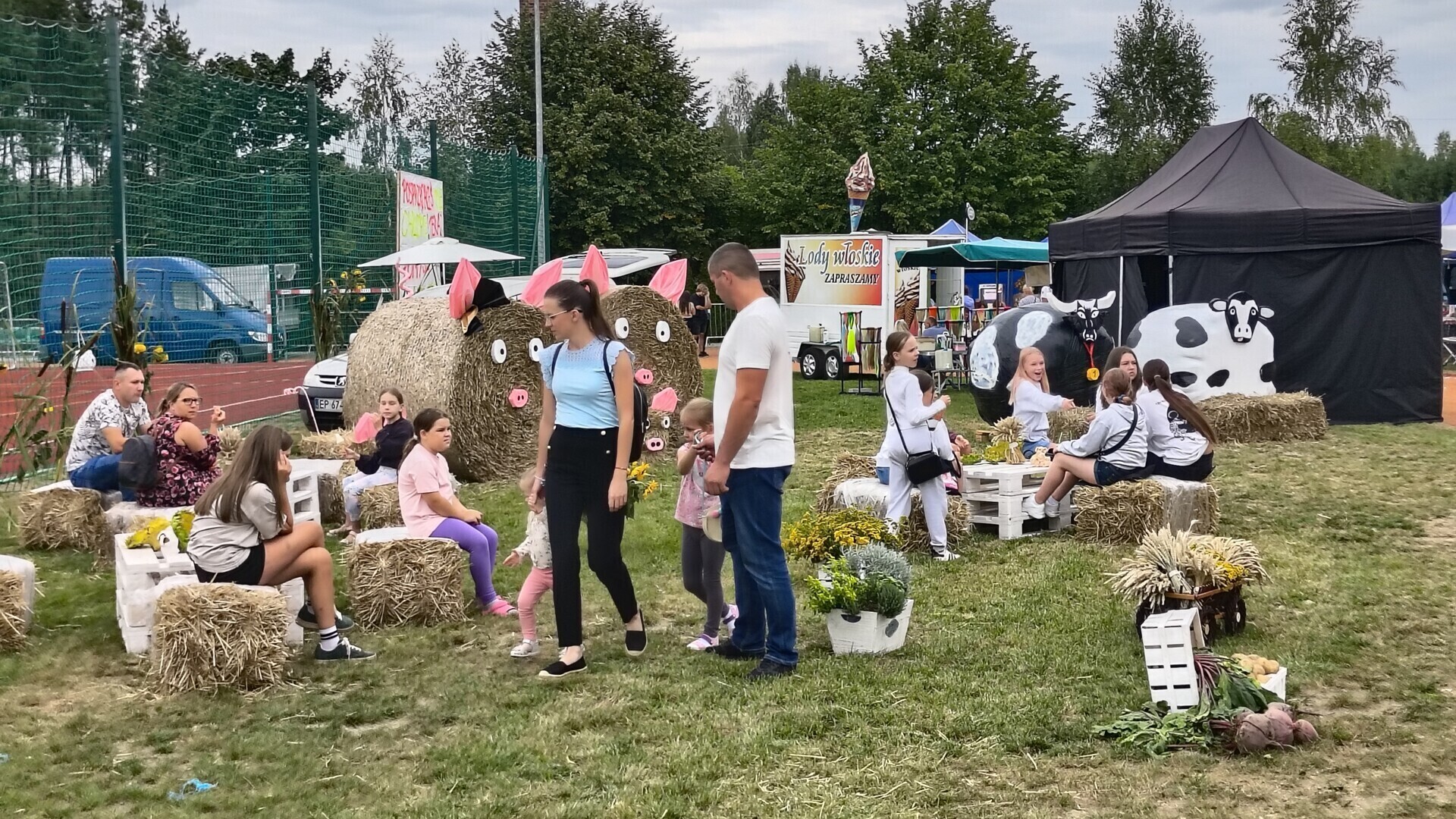 Rolnicy zebrali obfite plony. Teraz świętują. Dożynki gminy Grabica