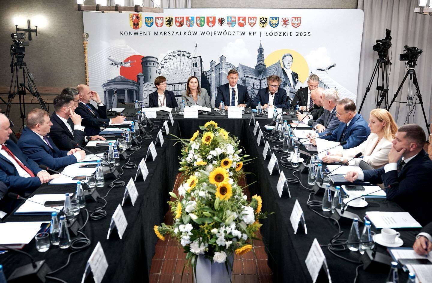 W Sulejowie rozpoczął się Konwent Marszałków Województw RP