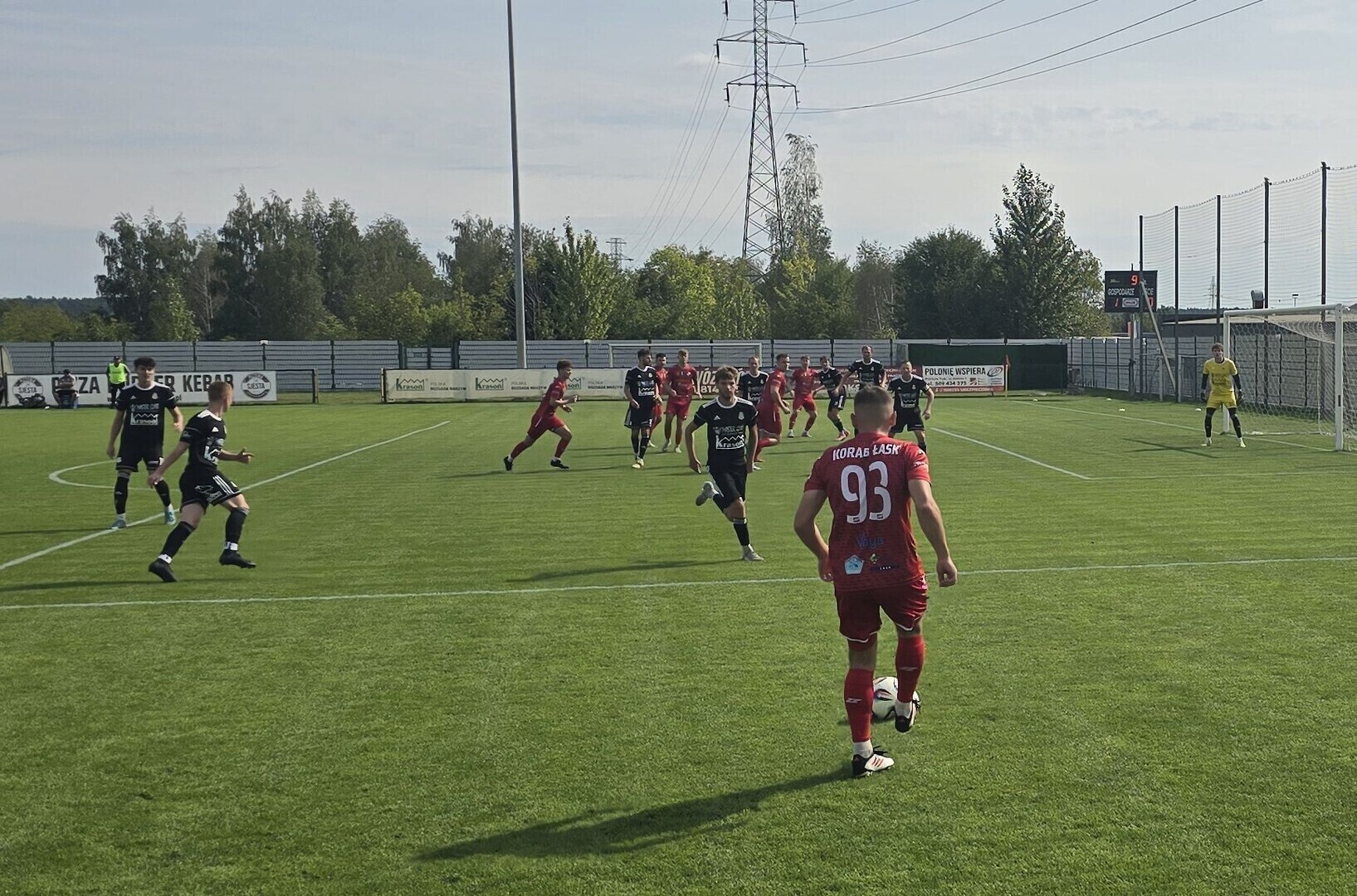 Polonia nie była ŁASKawa dla Korabia. Rozgromiła rywala 9-0