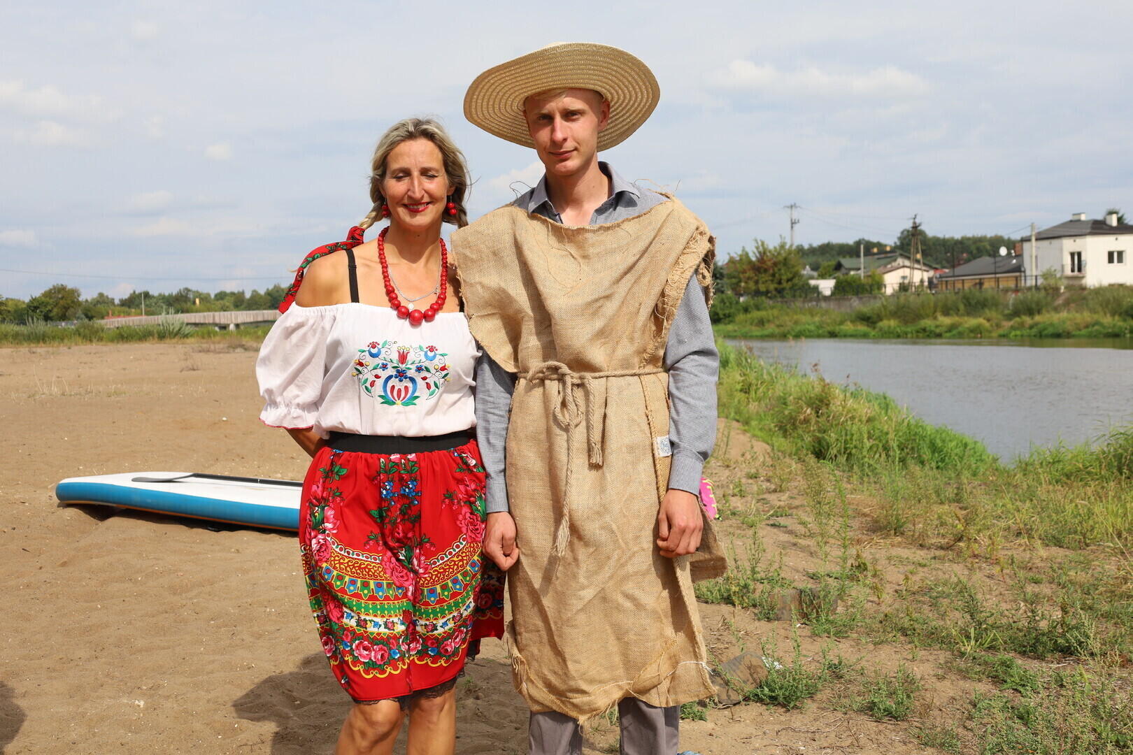 II Strażacki Spływ na Byle Czym w Sulejowie za nami kreatywność dobra zabawa i pomoc dla Milenki połączyły mieszkańców