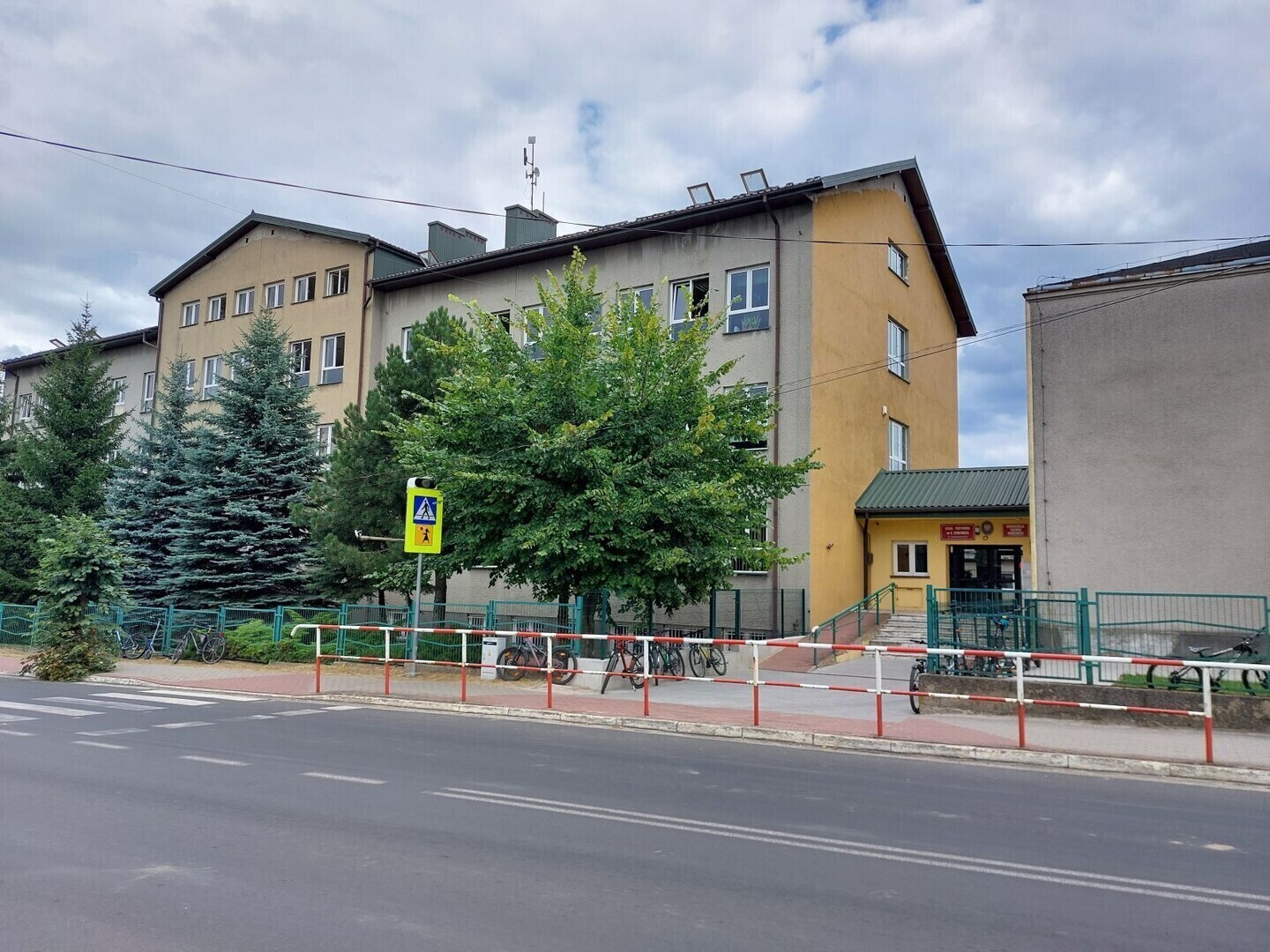 Gmina Gorzkowice otrzymała ponad 87 mln zł na termomodernizację szkoły podstawowej