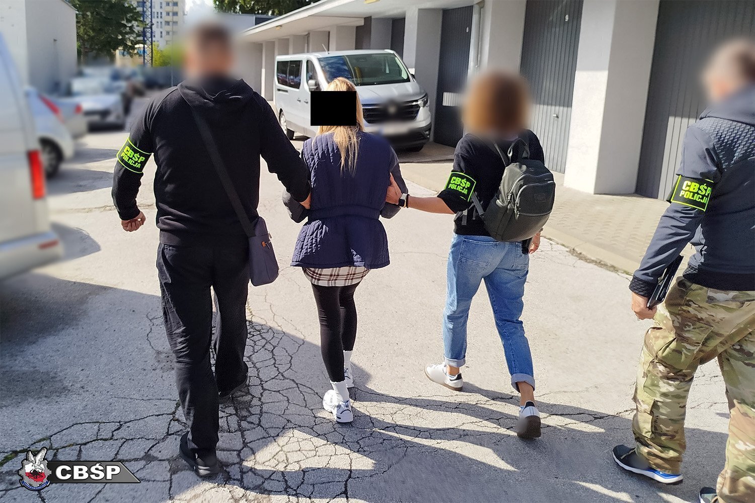 CBŚP rozbiło grupę przestępczą handlującą luksusowymi autami. Wśród zatrzymanych są mieszkańcy Piotrkowa