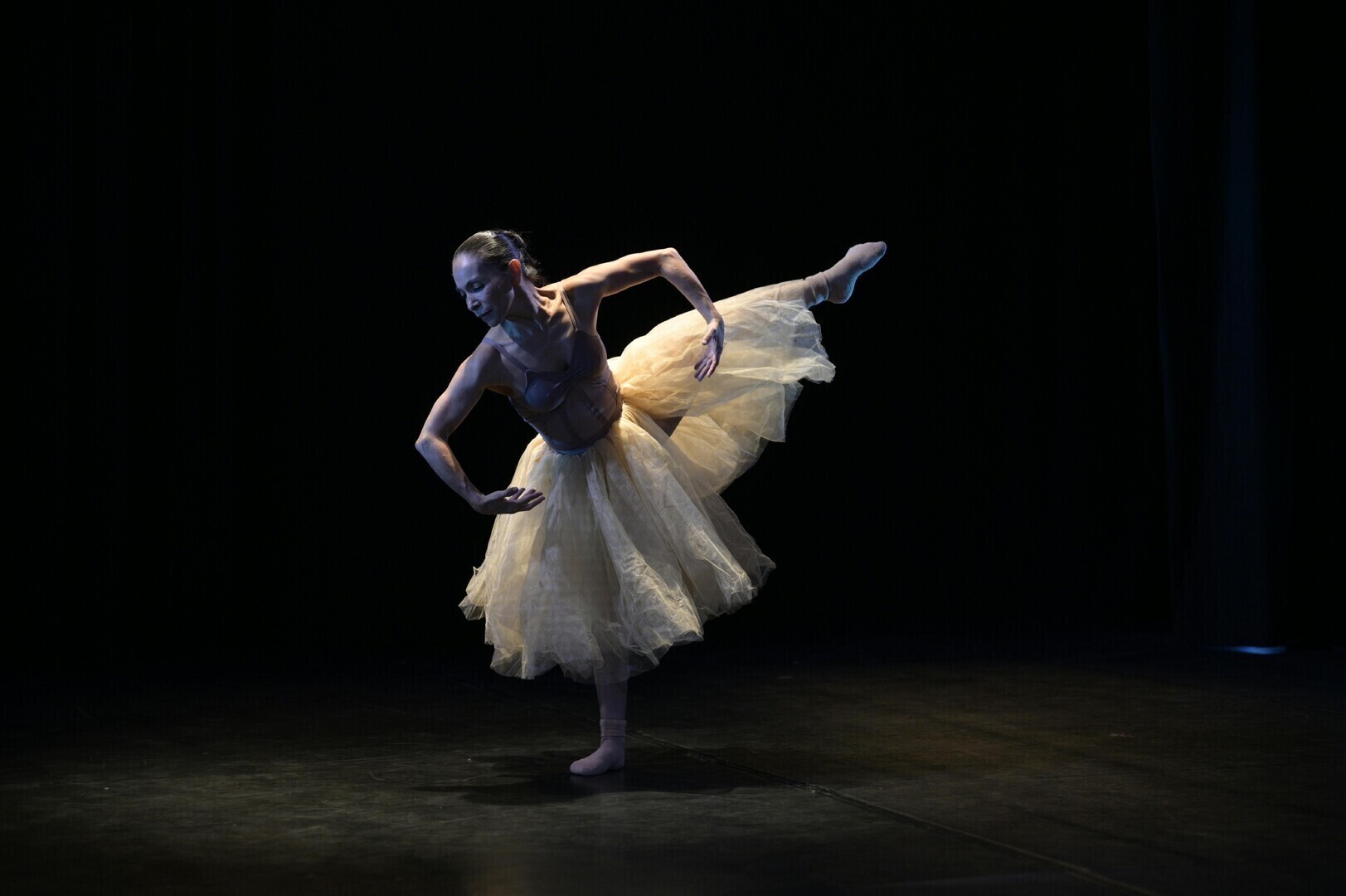 Teatr na prezent bilety jako wyjątkowy pomysł na upominek