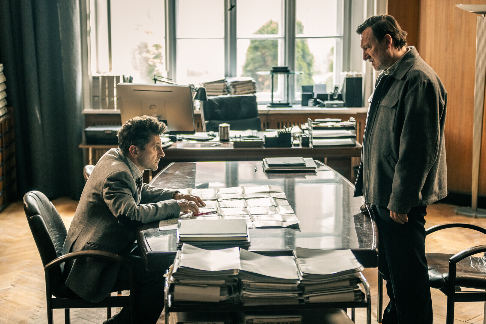 Minuta ciszy 2 - Robert Więckiewicz wraca jako Mietek Zasada Dlaczego warto czekać na drugi sezon