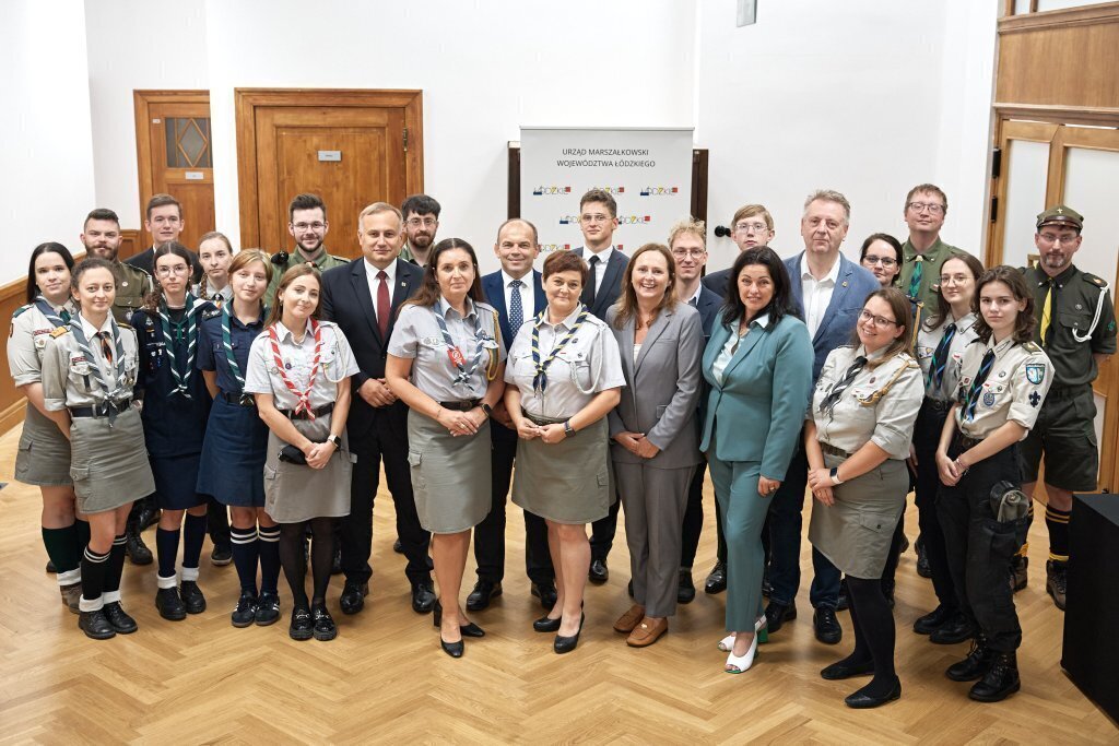 Łódzkie dla Ciebie Nowe pociągi i połączenia kolejowe województwa łódzkiego