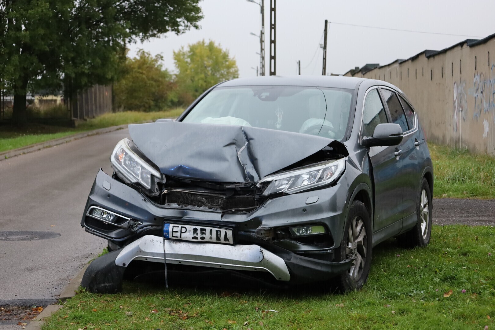 Zderzenie osobówki z autobusem MZK