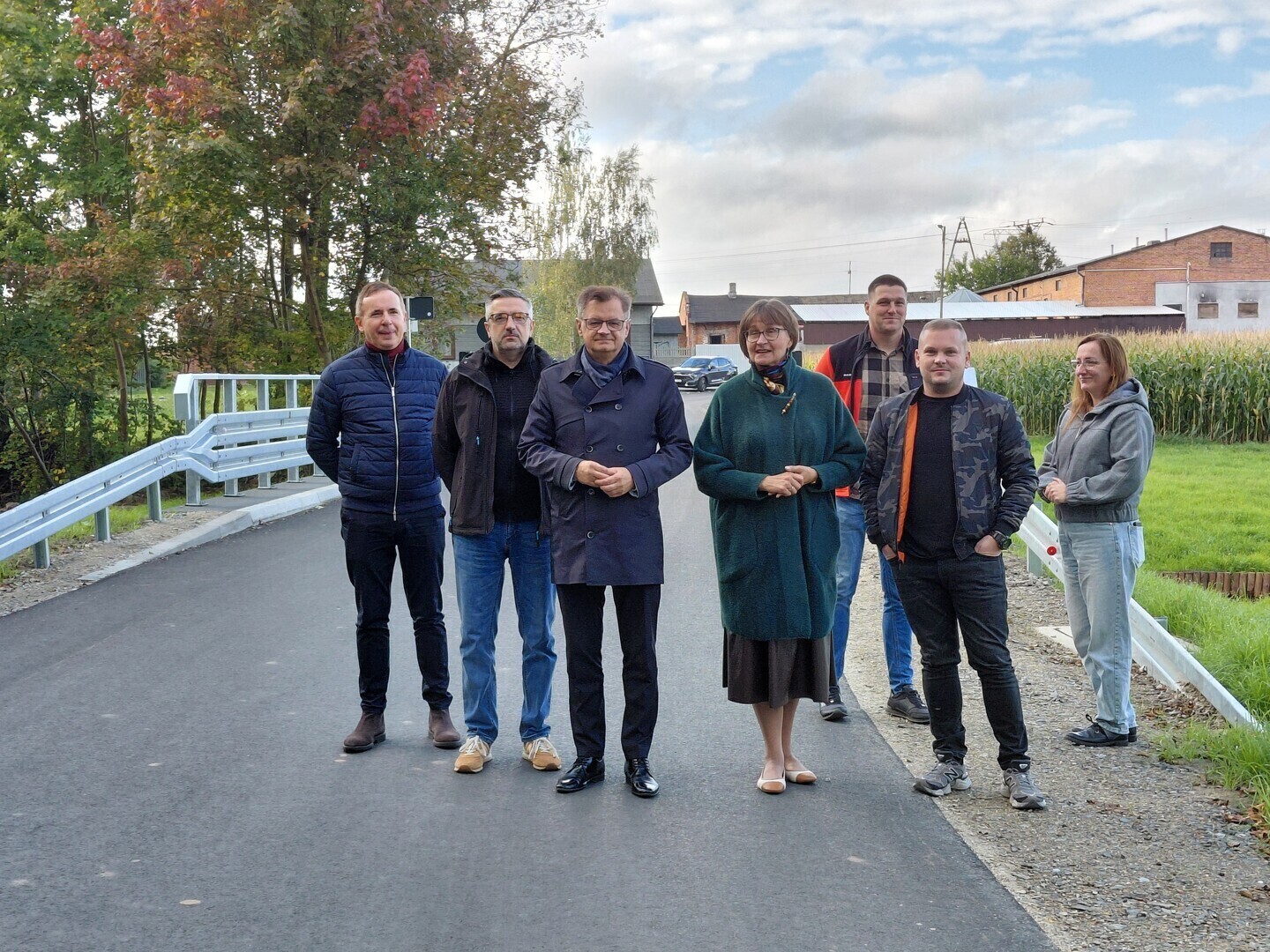 Przebudowa drogi w Gajkowicach i rozbudowa stacji uzdatniania wody w gminie Moszczenica