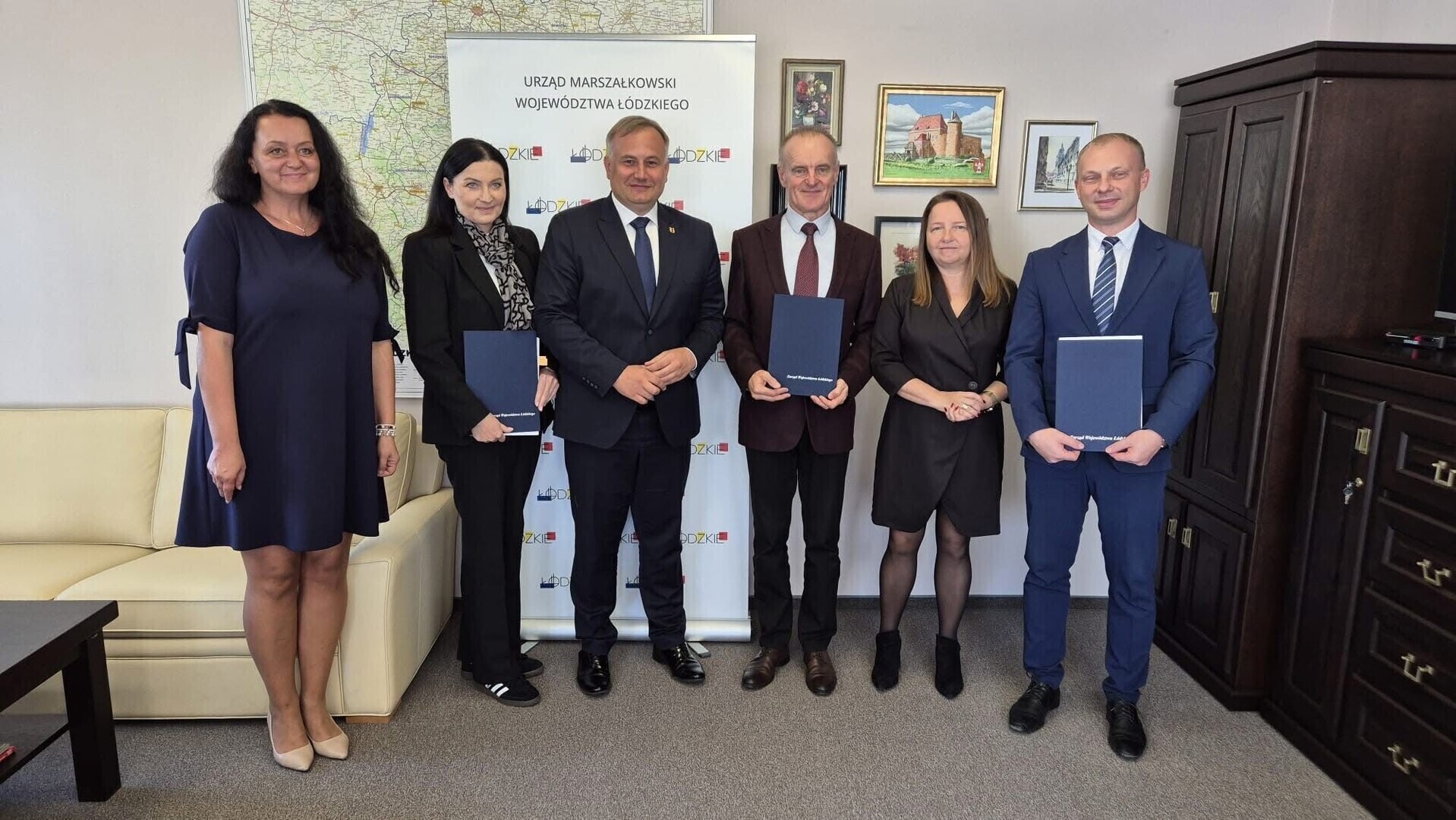 Nowe wozy strażackie i wsparcie dla rolnictwa Gmina Grabica z ważnym dofinansowaniem