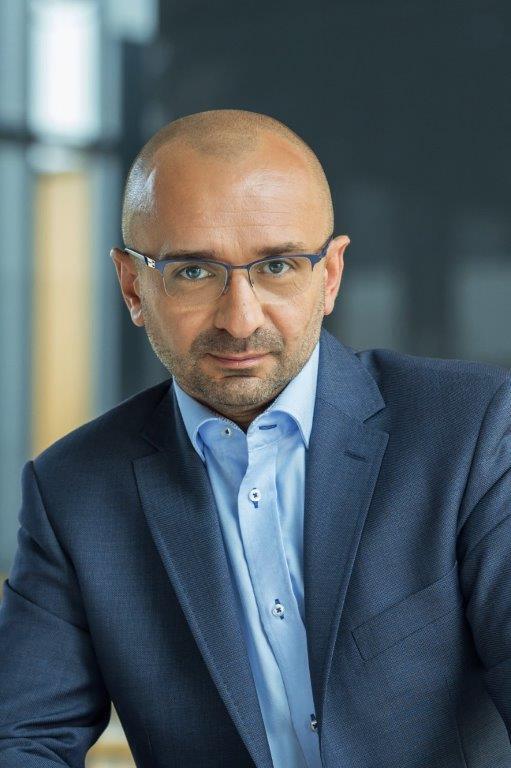 Raport EFL Wykształcenie czy doświadczenie Co pomaga w biznesie. Pod lupą