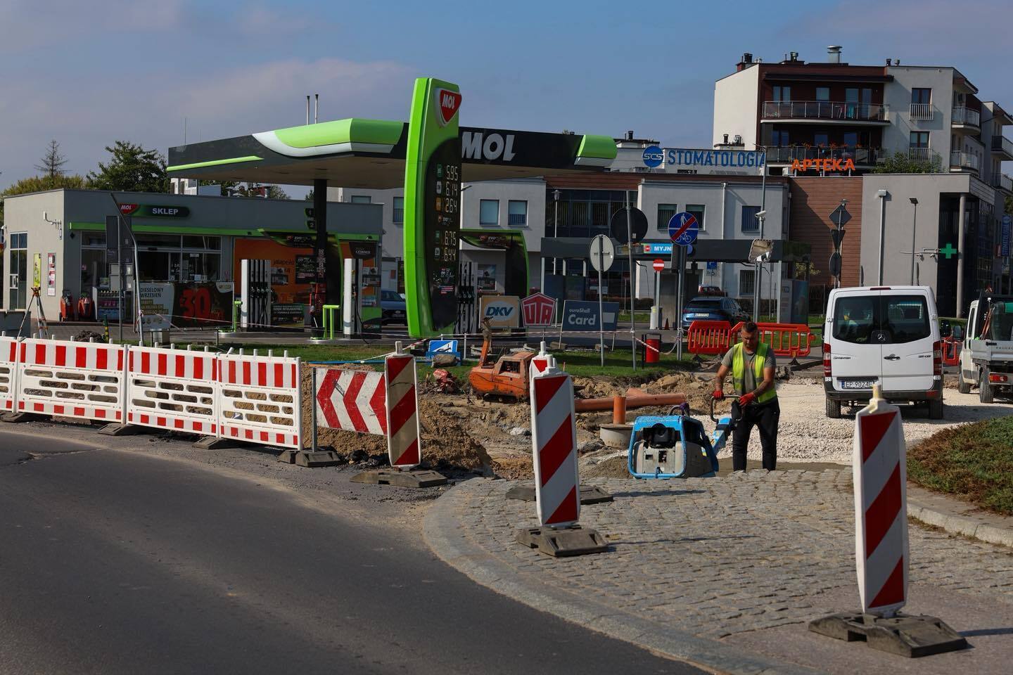 Uwaga kierowcy. Utrudnienia na rondzie Pecolta