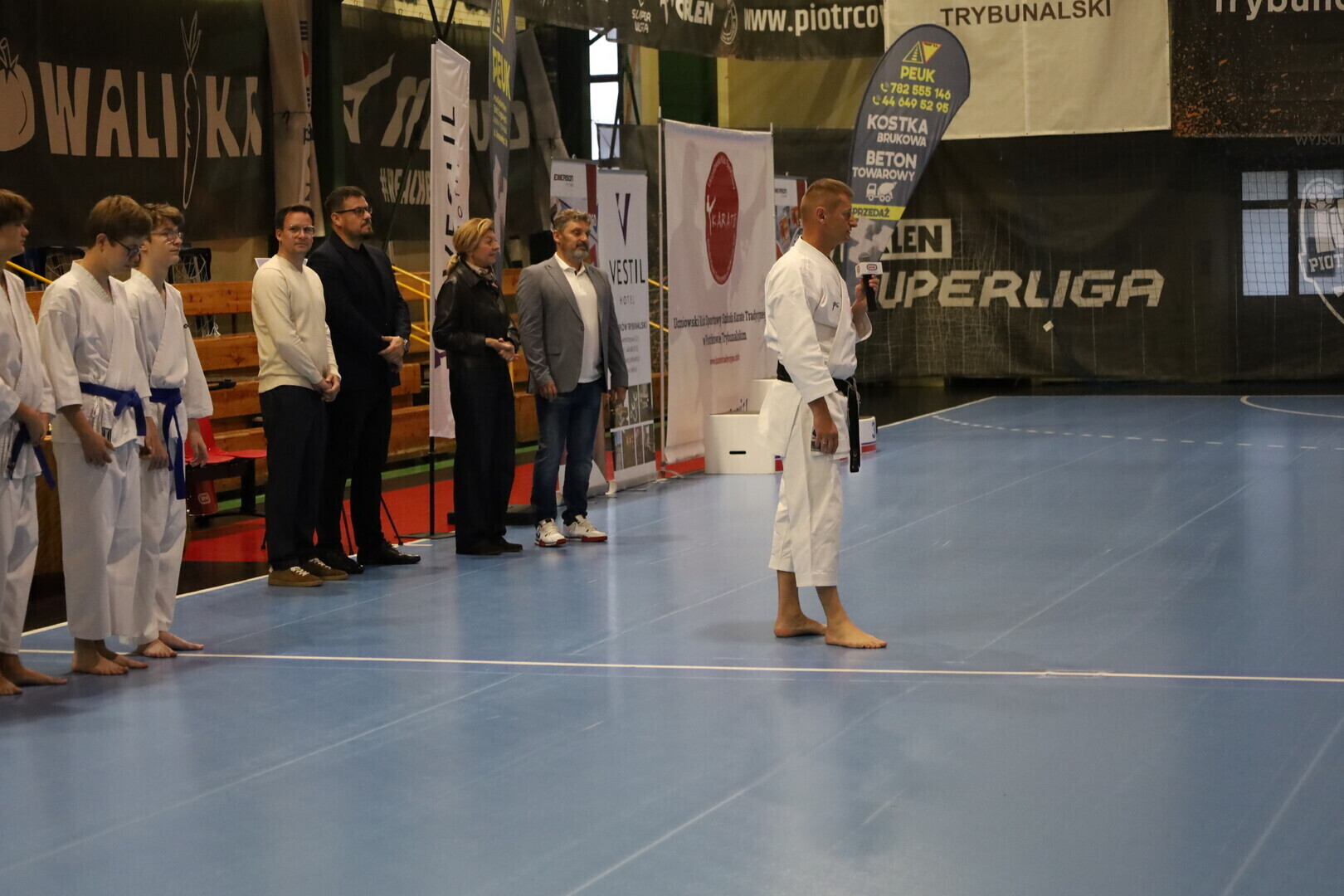 Karate rozbrzmiało w hali RELAX sukces turnieju OSiR CUP w Piotrkowie
