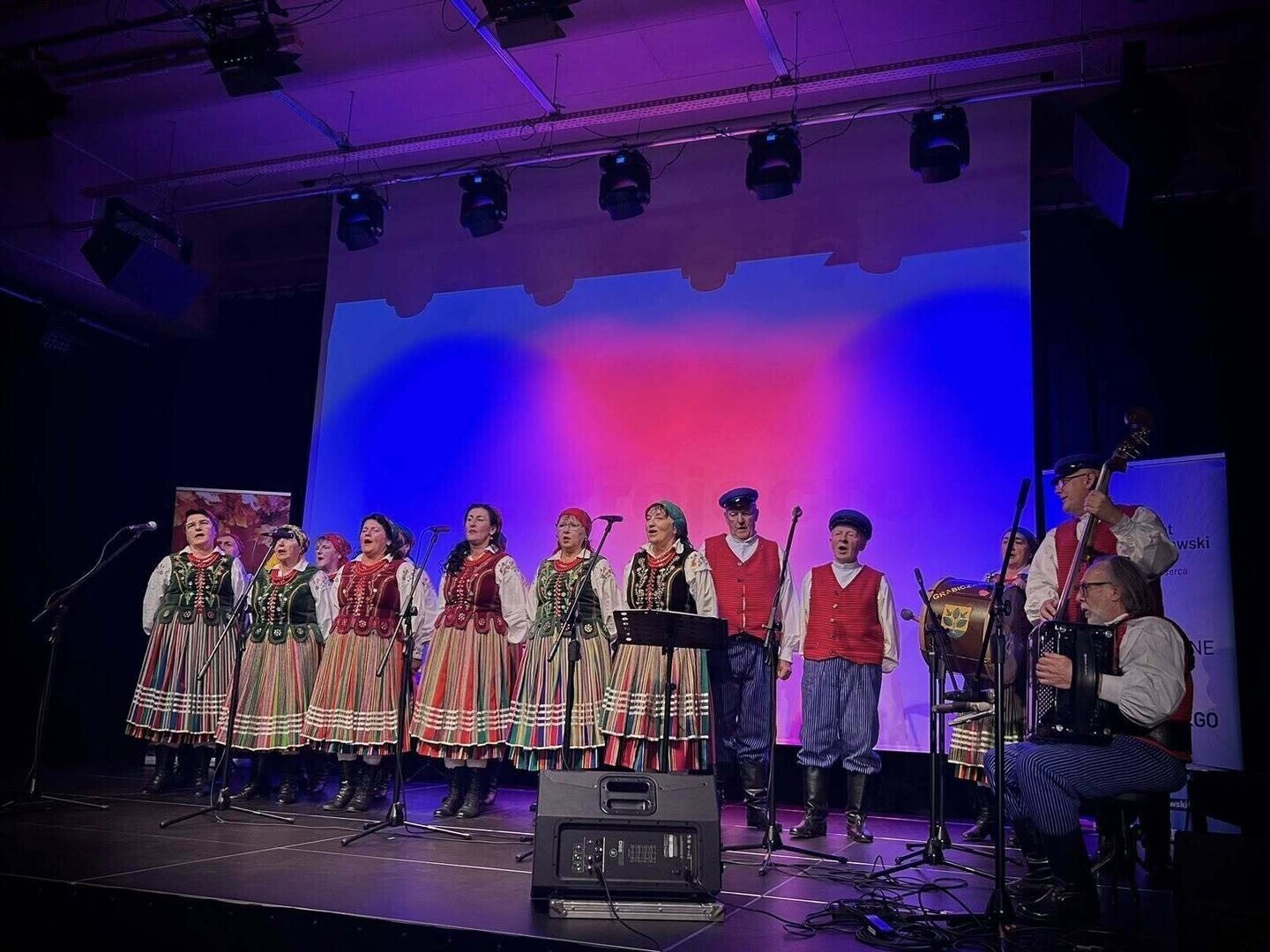 VI Forum Seniorów Powiatu Piotrkowskiego w Grabicy