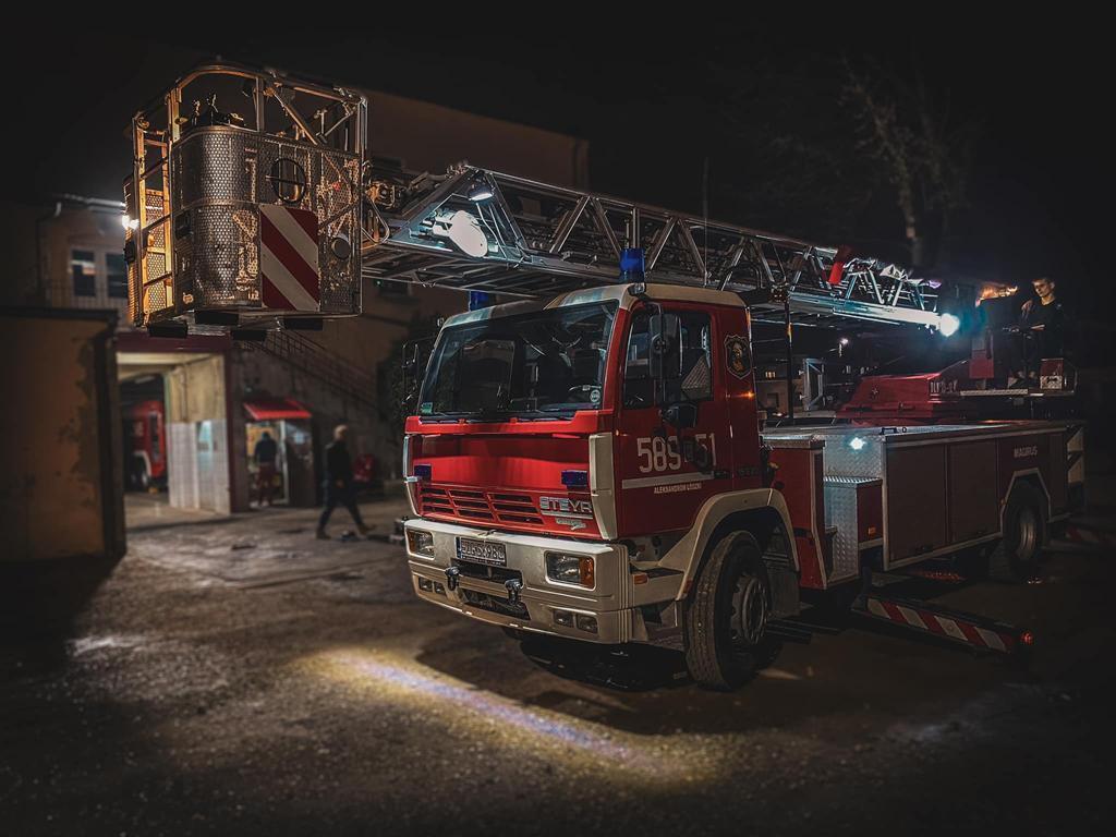 Nowe wozy strażackie dla Gminy Czarnocin. Ponad 2 mln zł unijnego wsparcia