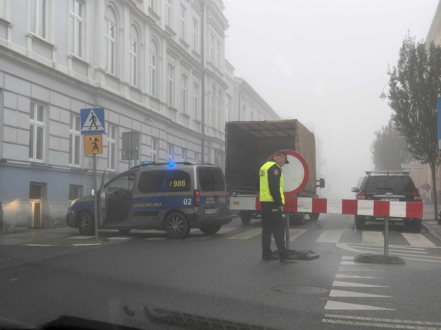 W związku z wizytą Donalda Tuska część ul. Sienkiewicza jest nieprzejezdna