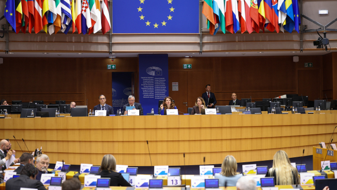 Europejskie regiony biją na alarm w sprawie demografii trzeba zaangażować unijne fundusze