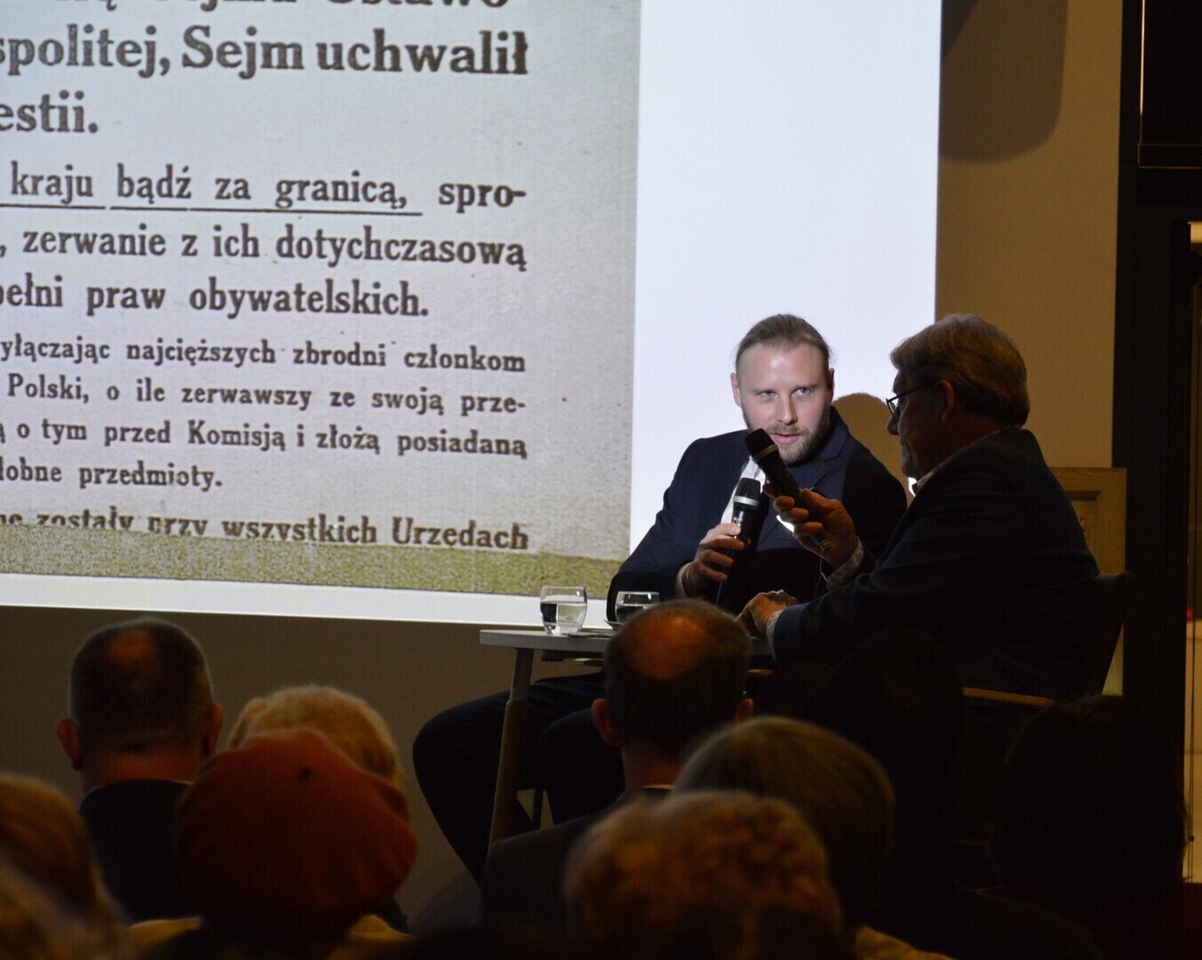 Spotkanie o Władysławie Hartmanie w Mediatece 800-lecia w Piotrkowie Trybunalskim