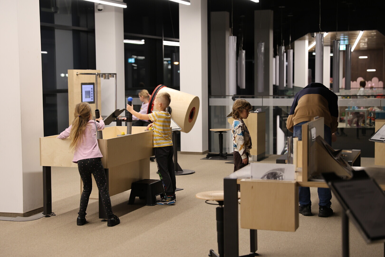 Noc Bibliotek 2025 moc atrakcji w Mediatece 800-lecia