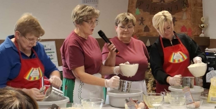 Warsztaty piernikowe w Lubiatowie tradycyjne wypieki i lokalne smaki