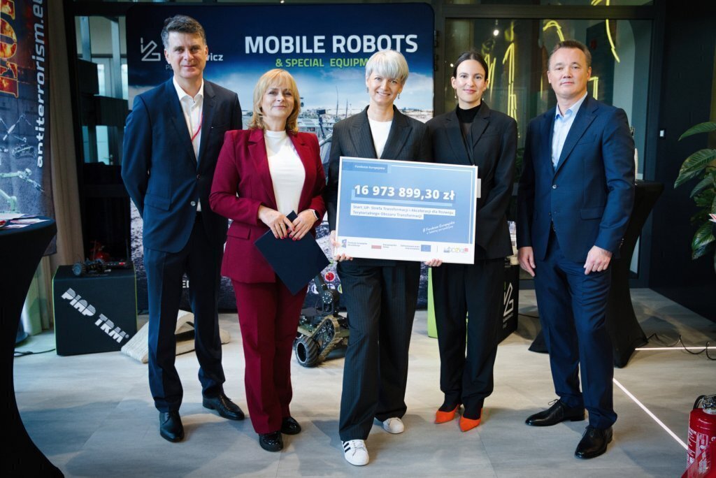 Łódzkie dla Ciebie kolejne fundusze dla przedsiębiorców nowatorski zabieg w szpitalu im. Biegańskiego oraz ruszają nowe linie KKA