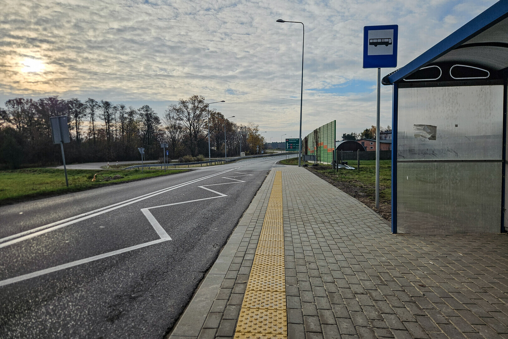 Poprawa bezpieczeństwa na drogach wojewódzkich w Rakowie Dużym i Będkowie