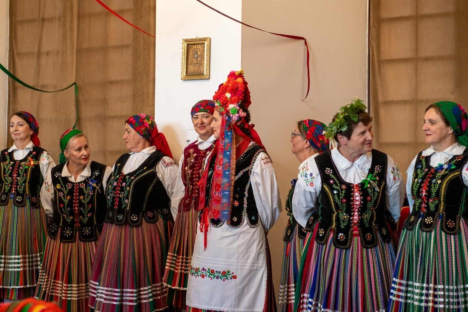 Niepodległa Folklorem Malowana. Koncert w piotrkowskim muzeum