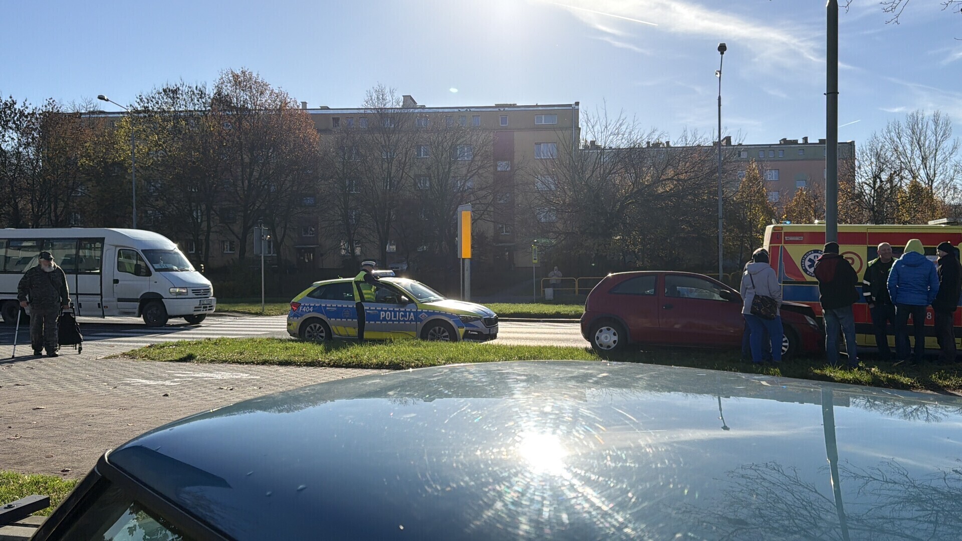 Wypadek przed pasami w Al. Piłsudskiego. Jedna osoba źle się poczuła