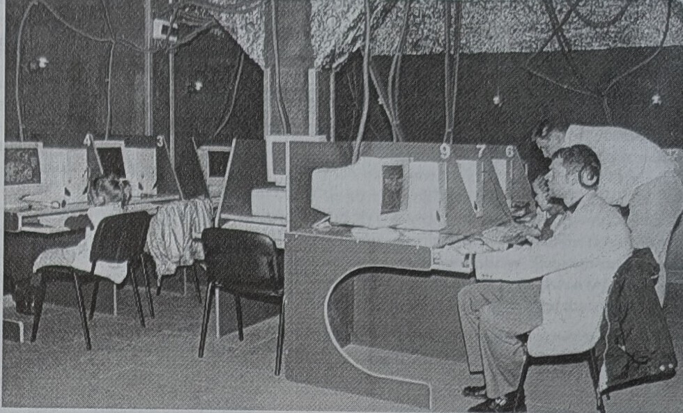 Kafejki internetowe w Piotrkowie okno na świat sprzed ery smartfonów