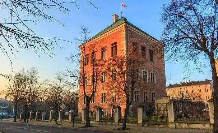 Zamek w Obiektywie historia detal codzienność druga edycja konkursu fotograficznego Muzeum w Piotrkowie Trybunalskim