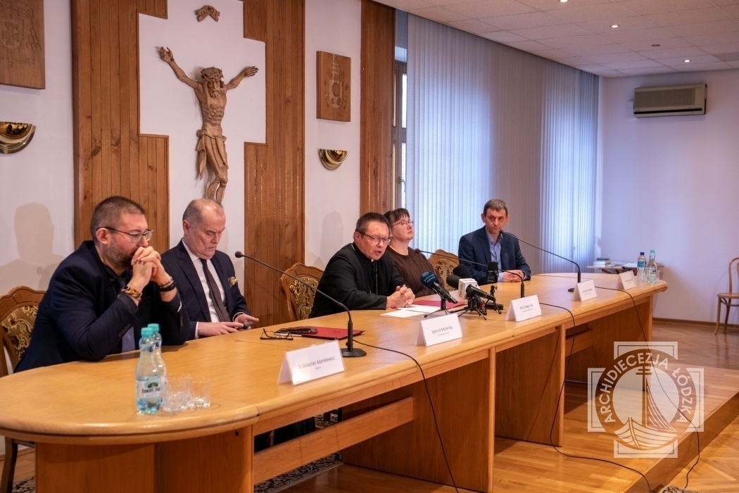 Pierwsza taka decyzja w Polsce. Łódzki Kościół otwiera archiwa i bada 80 lat nadużyć seksualnych