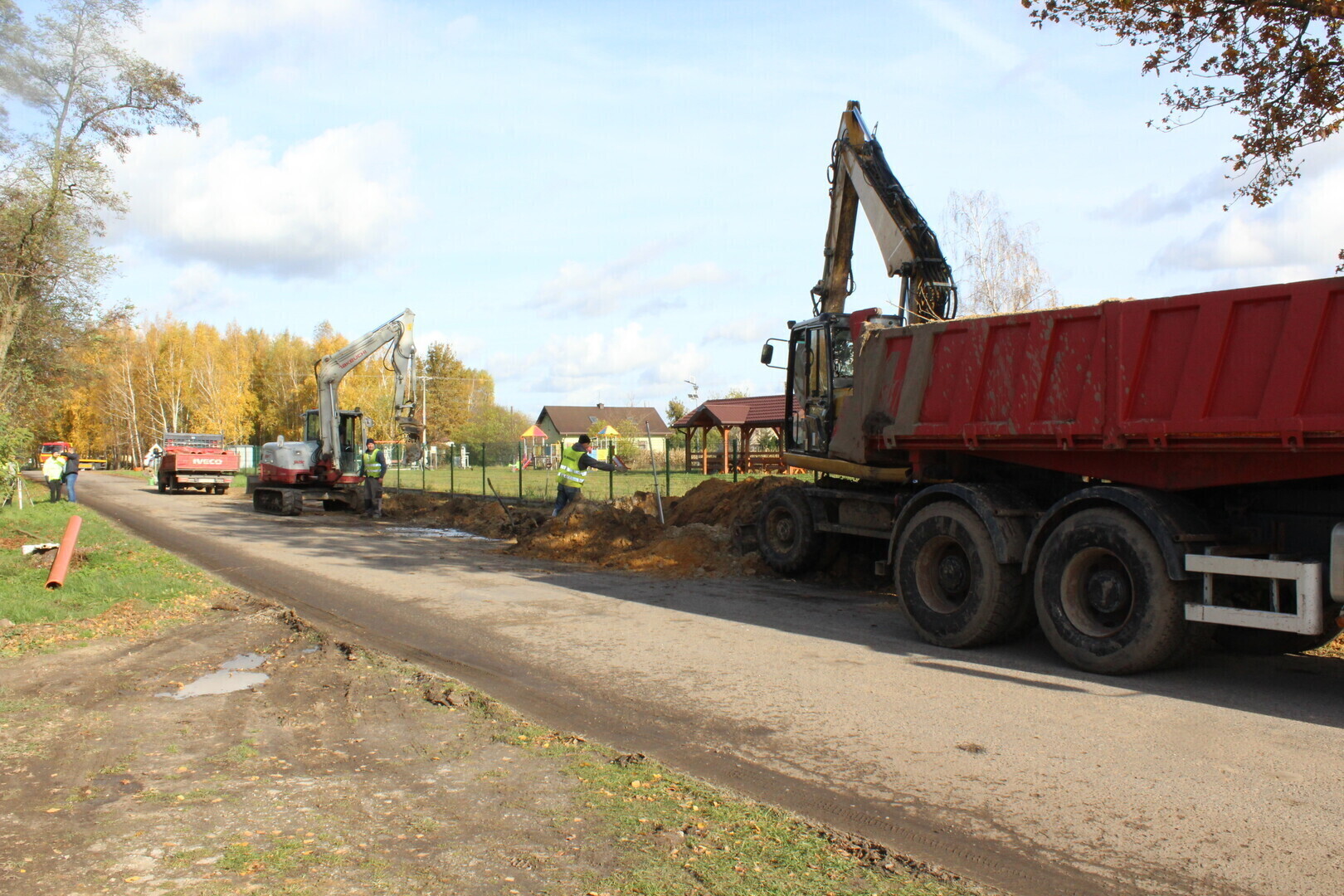 Trwają prace przy budowie kanalizacji sanitarnej w Gminie Grabica