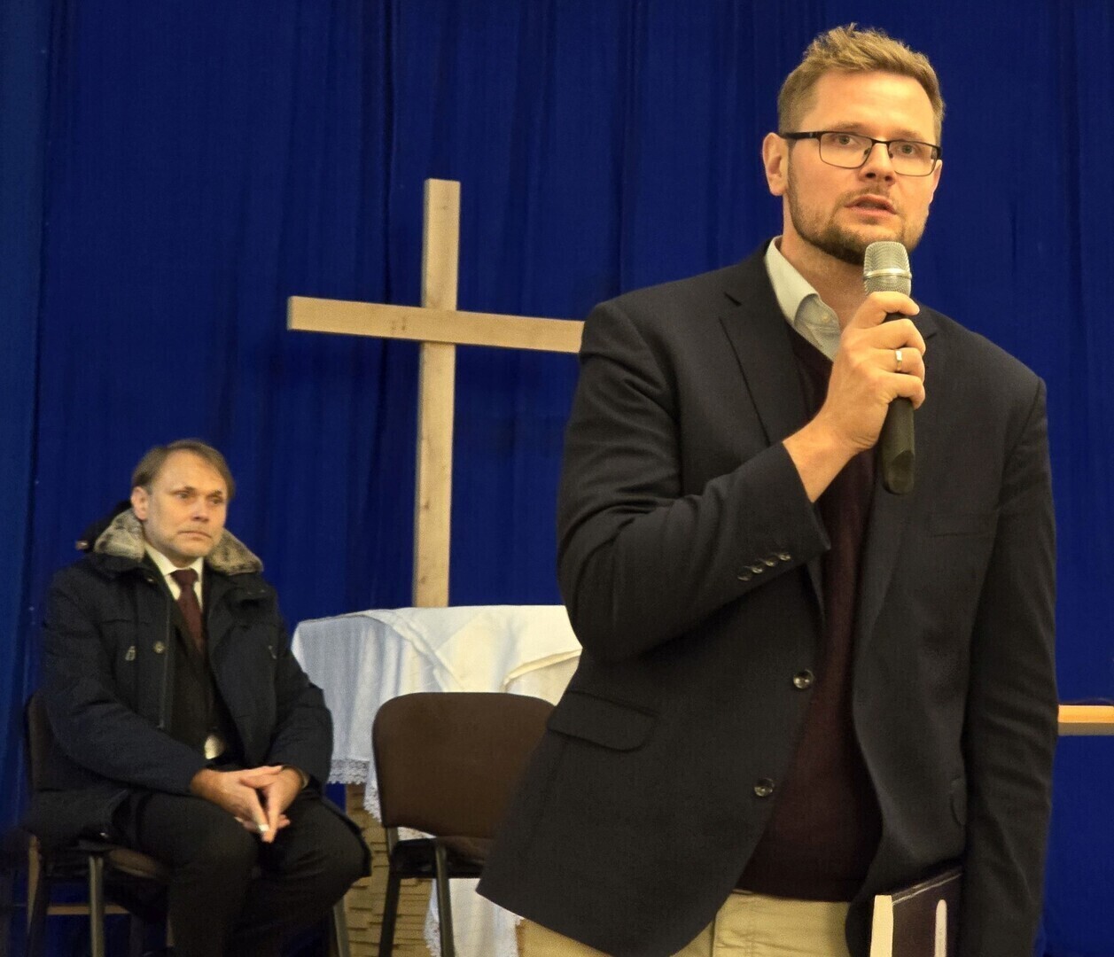 Były minister o prześladowaniach katolików w Polsce