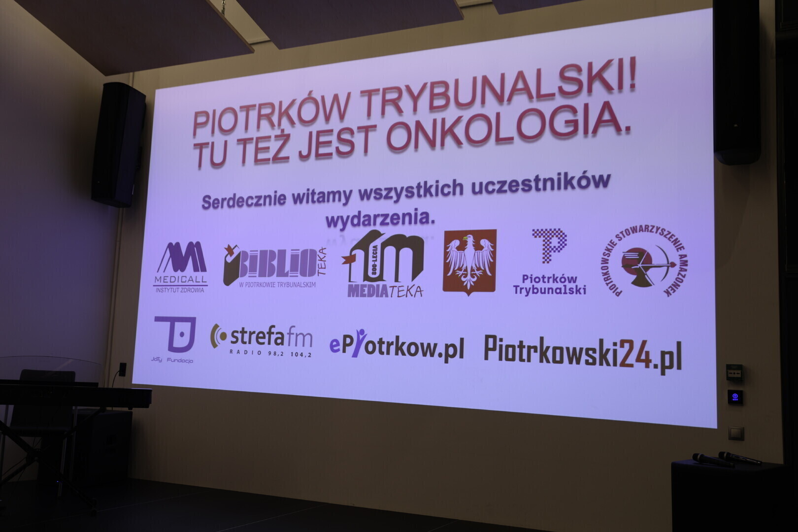 Konferencja onkologiczna w Piotrkowie Medicall i Stowarzyszenie Amazonek edukują mieszkańców