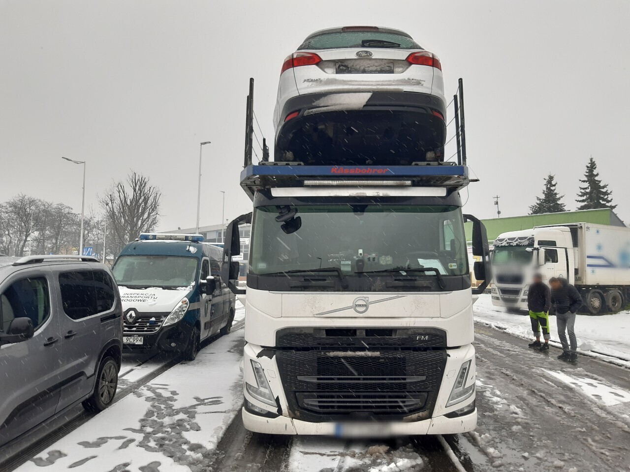 Na cudzej karcie prowadził samochody z Belgii do Polski. Kierowca jechał ponad 20 godzin - zatrzymany przez ITD