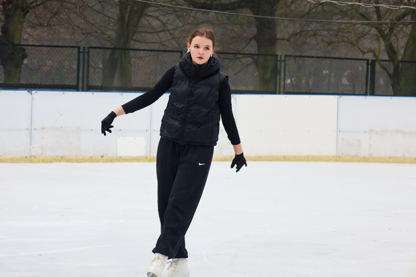 Sezon na miejskim lodowisku otwarty. To prawdopodobnie jego ostatnia odsłona przy Żeromskiego