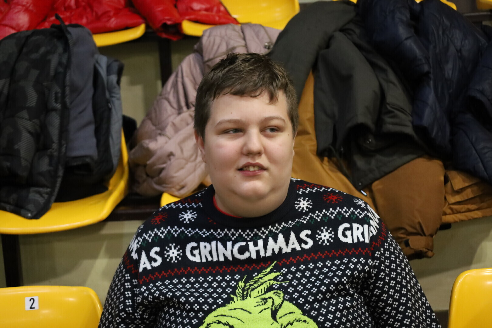 Mikołajki pełne radości w Hali Relax. OSIR Piotrków Trybunalski zorganizował wyjątkowy festyn dla dzieci z niepełnosprawnościami