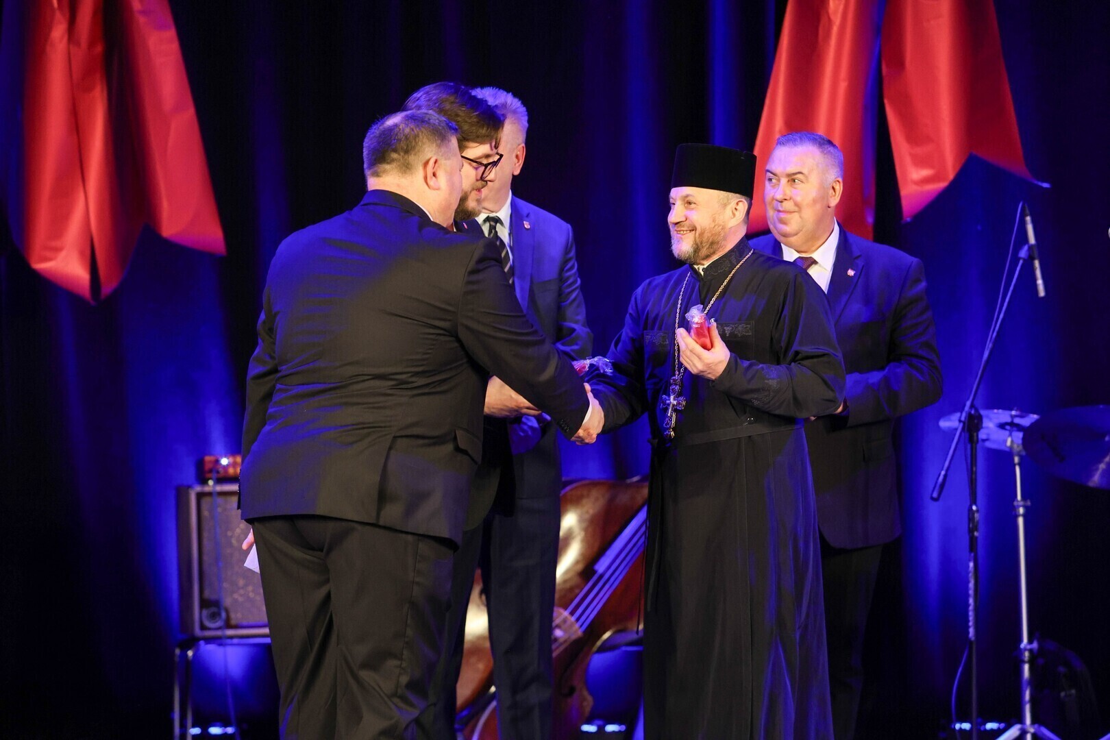 Piękna wigilia Urzędu Miasta w Miejskim Ośrodku Kultury ZDJĘCIA