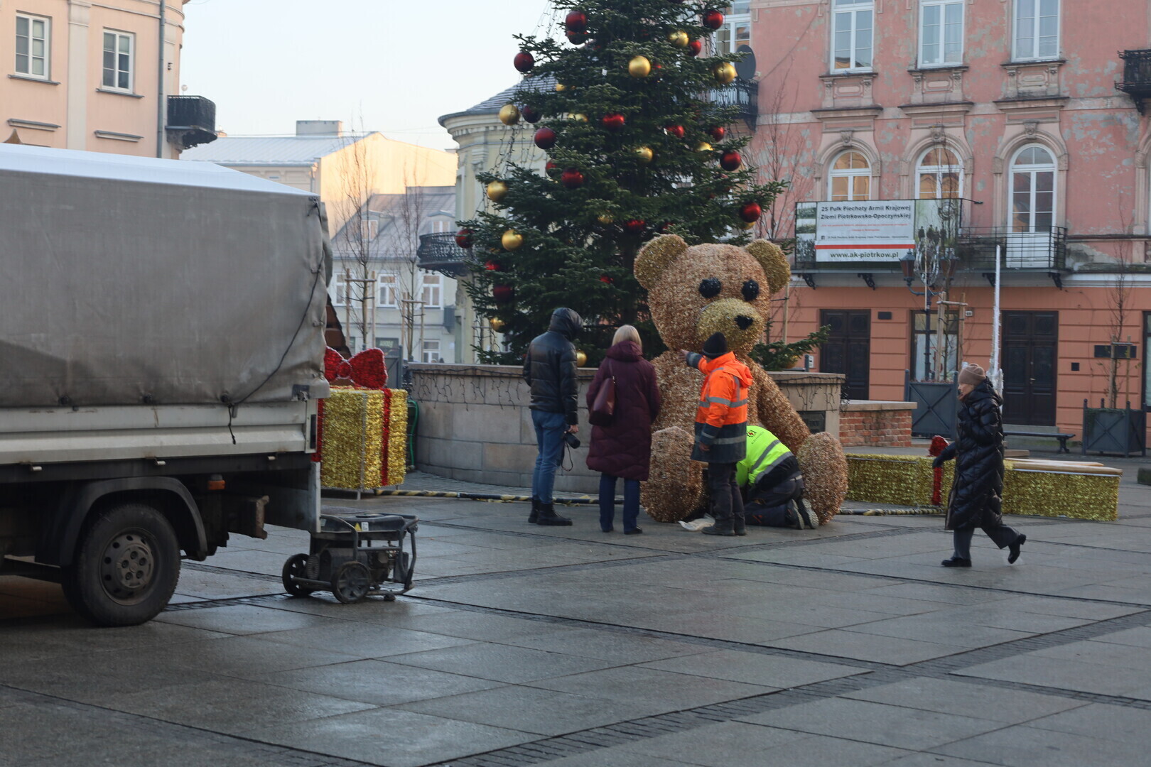 Świąteczny miś naprawiony od 19 grudnia ponownie dostępny