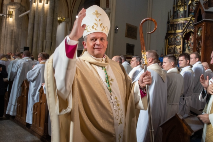 Bp Zbigniew Wołkowicz administratorem archidiecezji łódzkiej do czasu wyboru nowego metropolity
