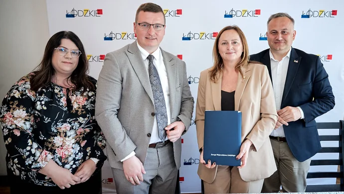 Umowy podpisane! Gmina Czarnocin z kolejnym dofinansowaniem 